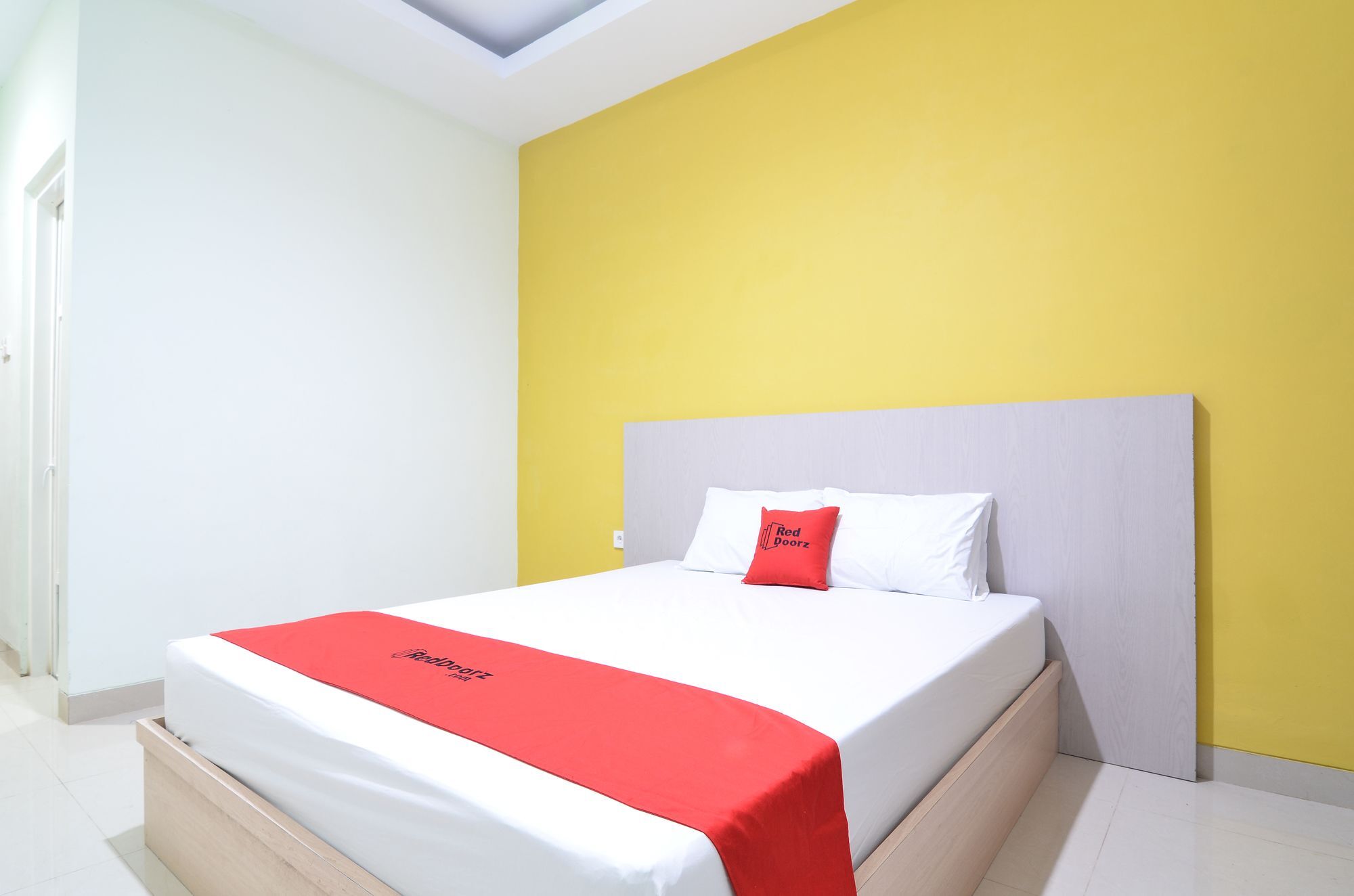 Reddoorz Near Museum Keraton Surakarta Hotel Surakarta  Exterior photo